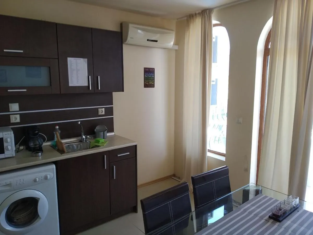 Къмпинг Градина - Garden Beach Apartments Sozopol
