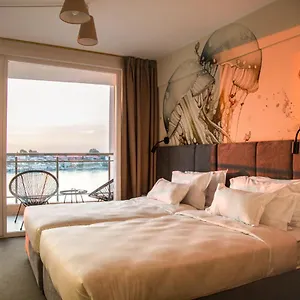 4* Hotel Coral